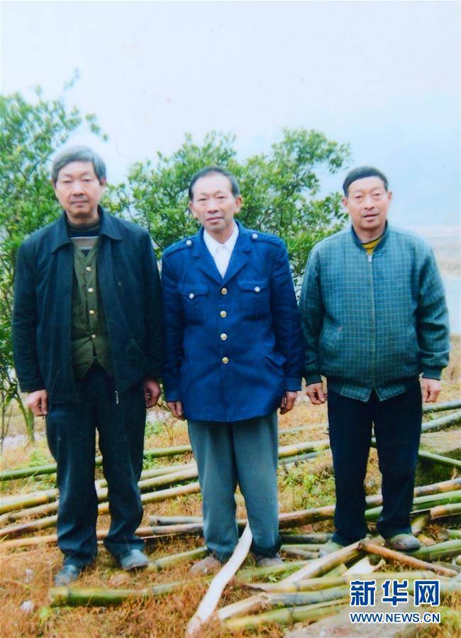 (新华全媒头条·爱国情 奋斗者·图文互动)(11)致敬,为祖国献身的英雄!